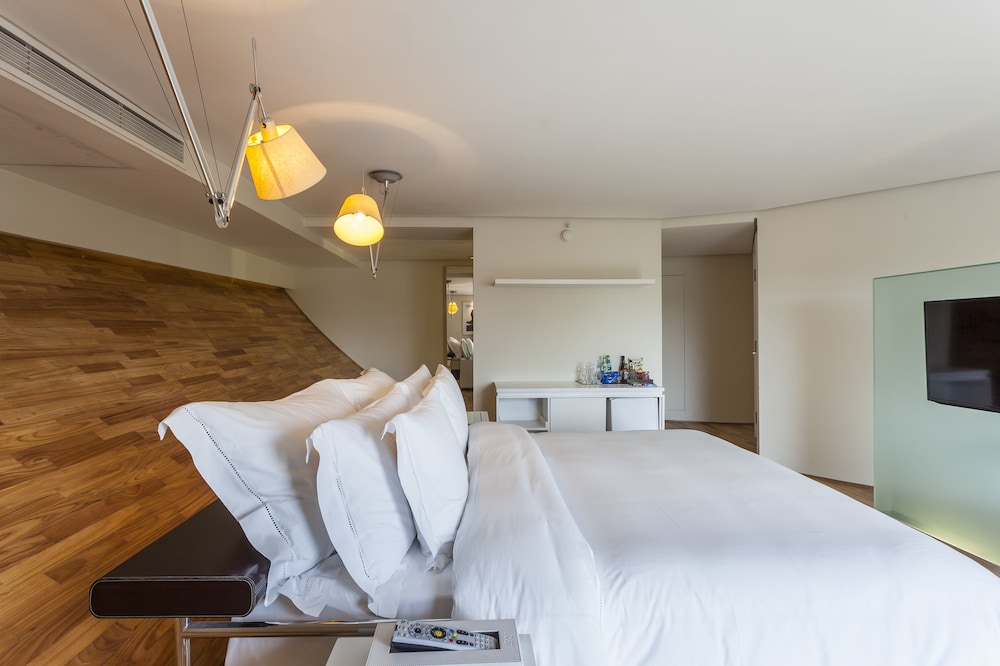Hotel Unique 23/33