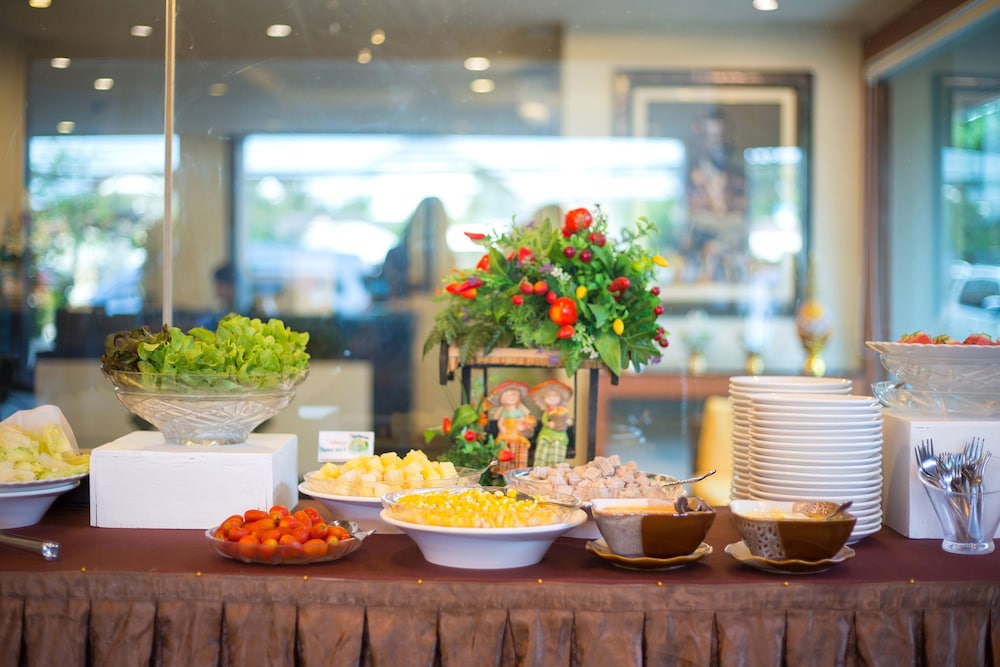 Romantic Khon Kaen Hotel 36/52