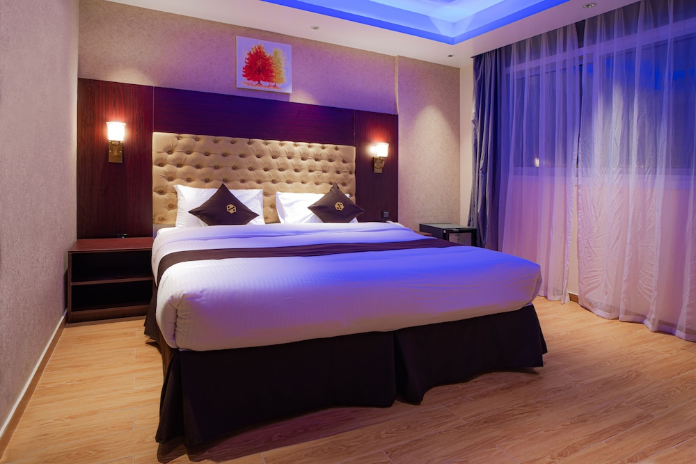 Raha Grand Hotel (ex Hive Hotel) 19/27
