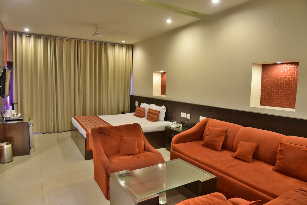 Jullundur Hotel 30/49