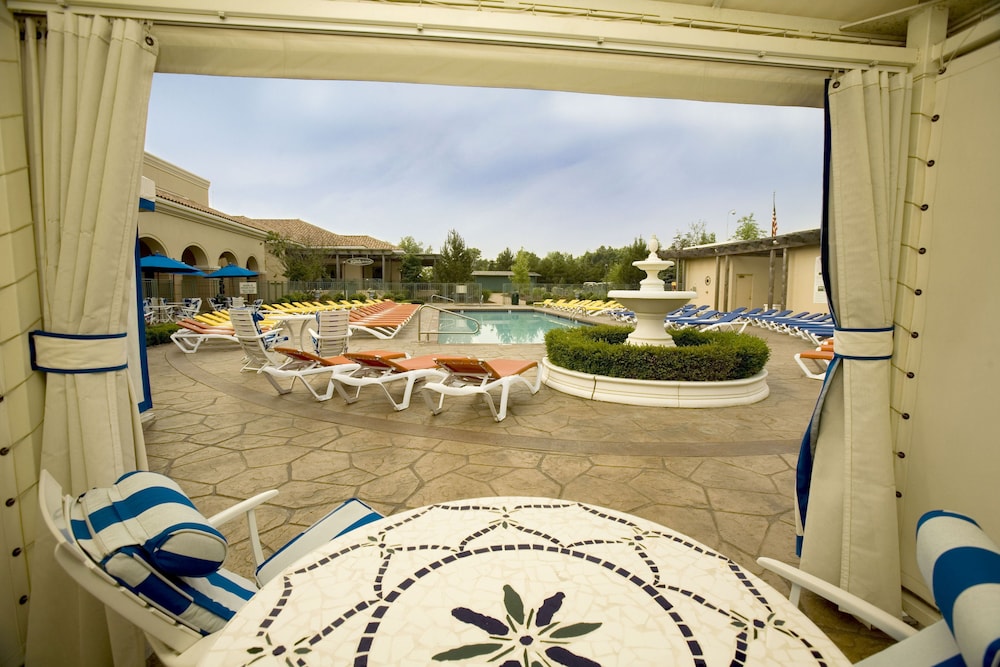 Belterra Casino Resort 32/38