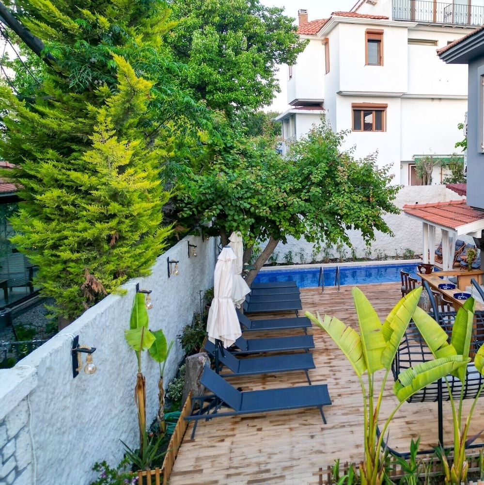 Kekik Alacati Otel 37/50