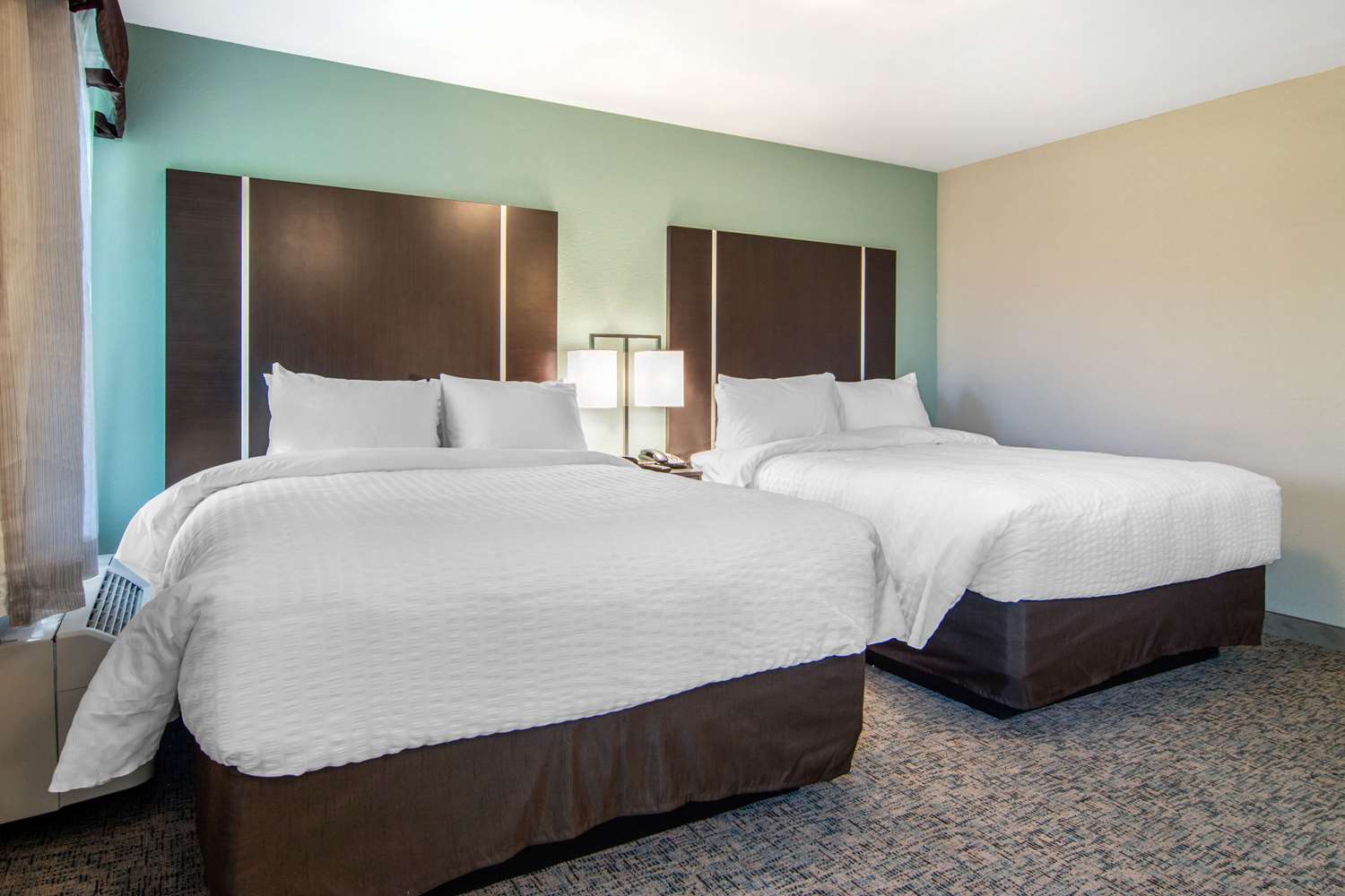 ROOM, 2 QUEEN BEDS