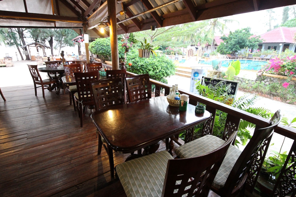 Lanta Villa Resort 33/58