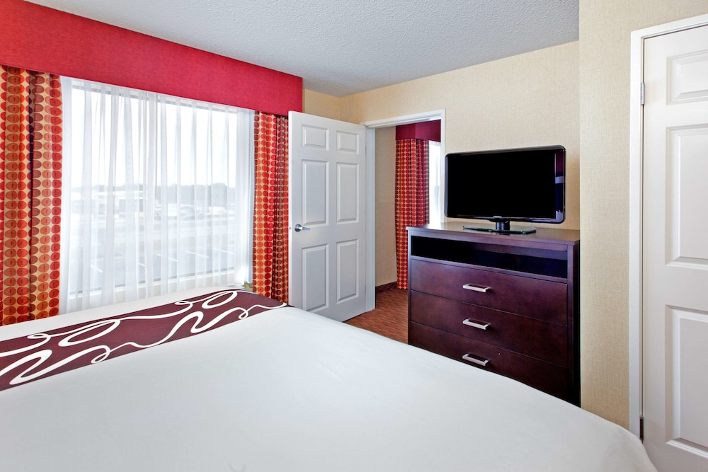 La Quinta Inn Suites Warner Robins 19/62
