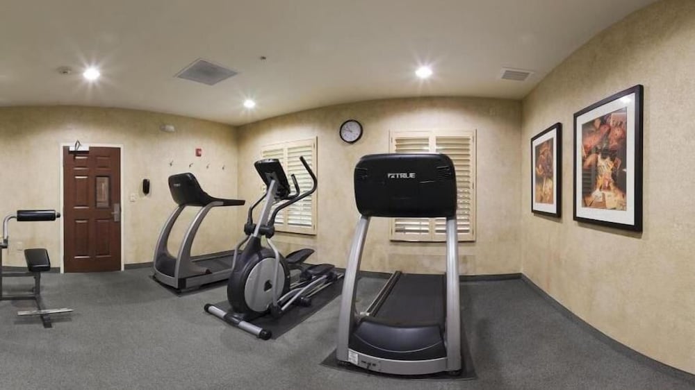 Staybridge Suites Hot Springs 23/53