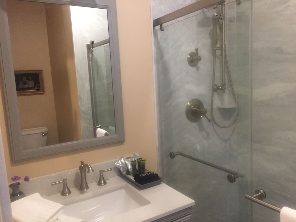 Mooreland Garden Inn 7/33