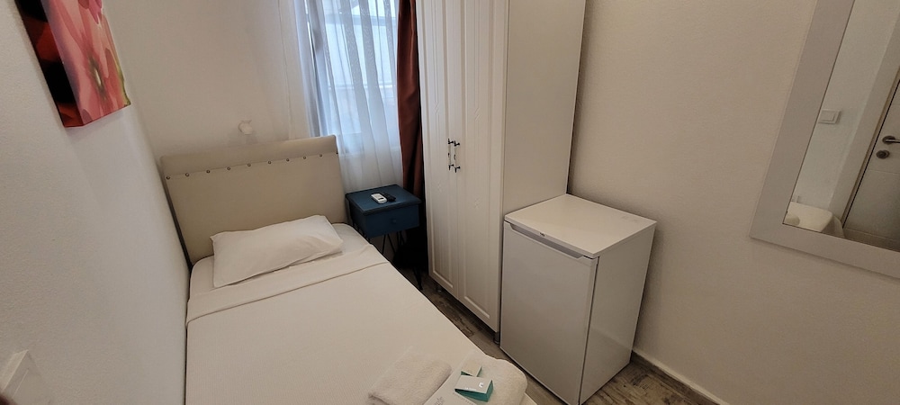 Tenes Otel 23/41
