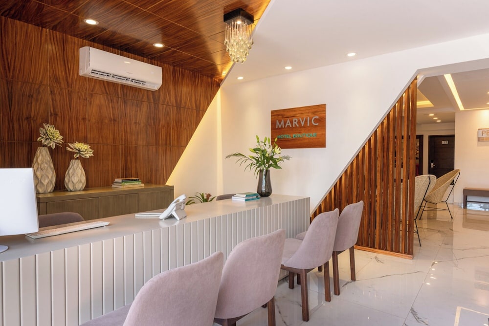 Marvic Hotel 4/36
