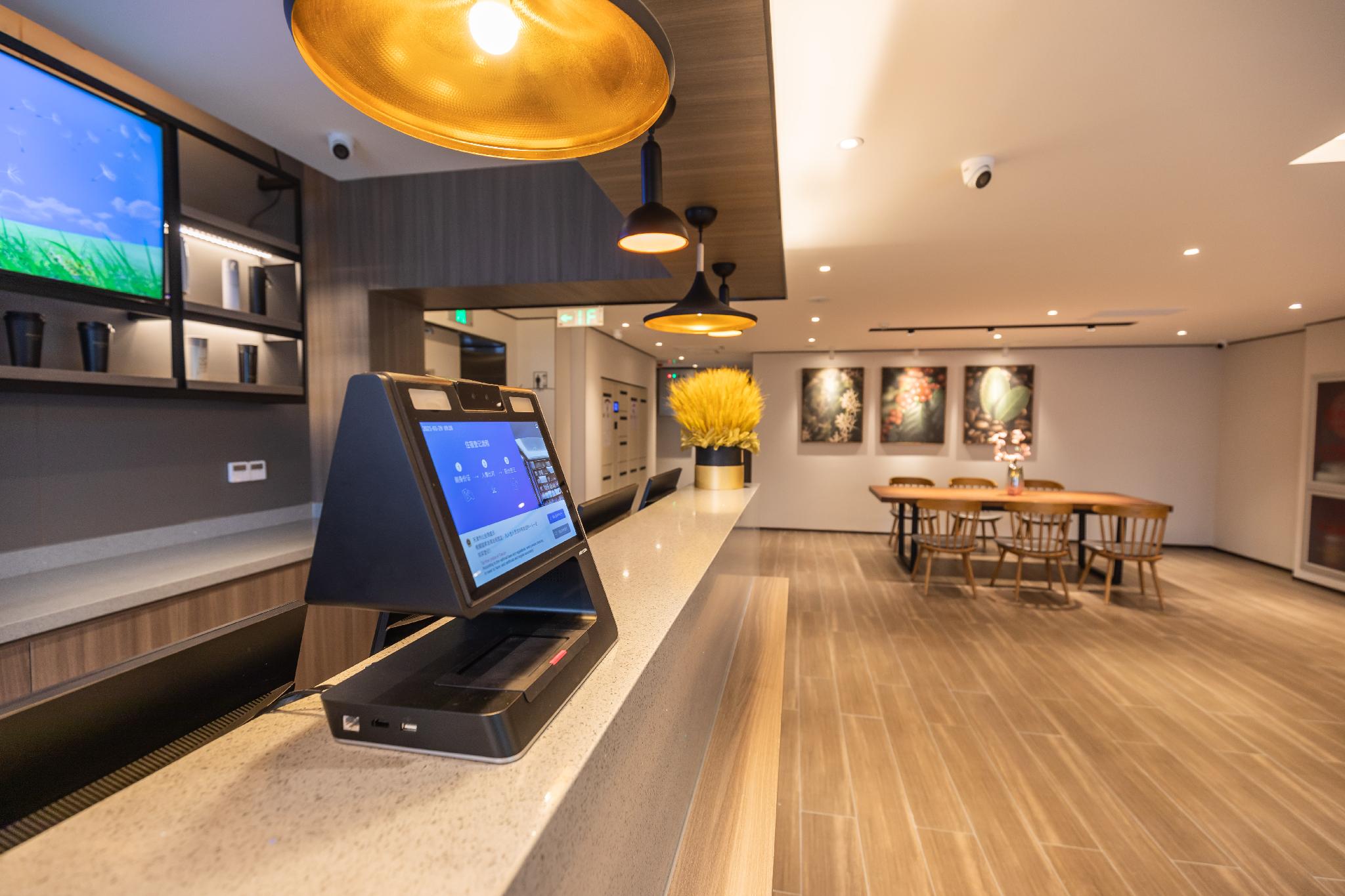 Vienna Hotel (Tianjin chentangzhuang subway station store) 58/59