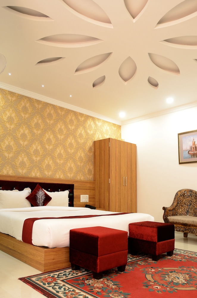 Ambay Villa 20/50