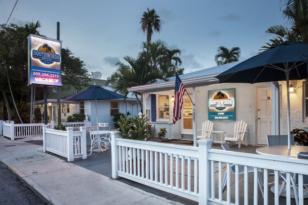 Southwinds Motel 5/45