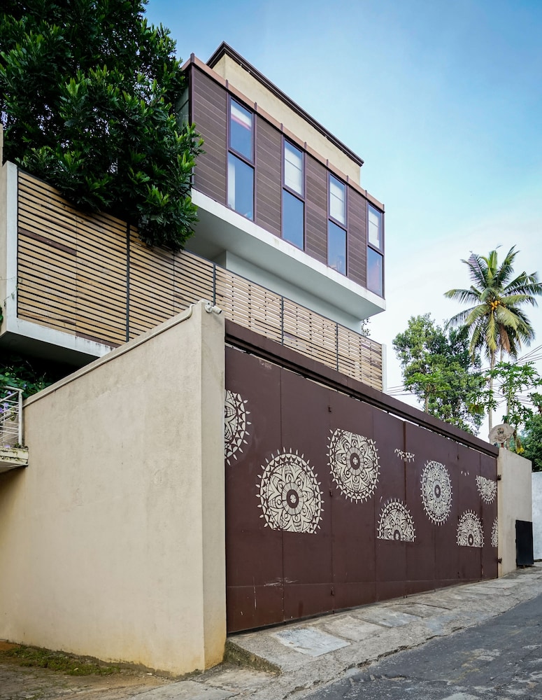 Atelier Kandy 43/50