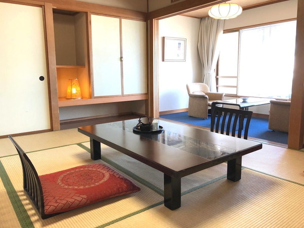 Atami Kinjokan 20/43