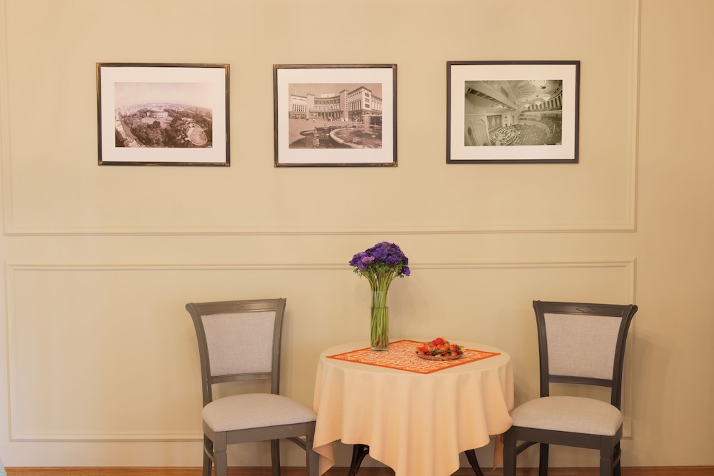 Apricot Hotel Yerevan 63/73