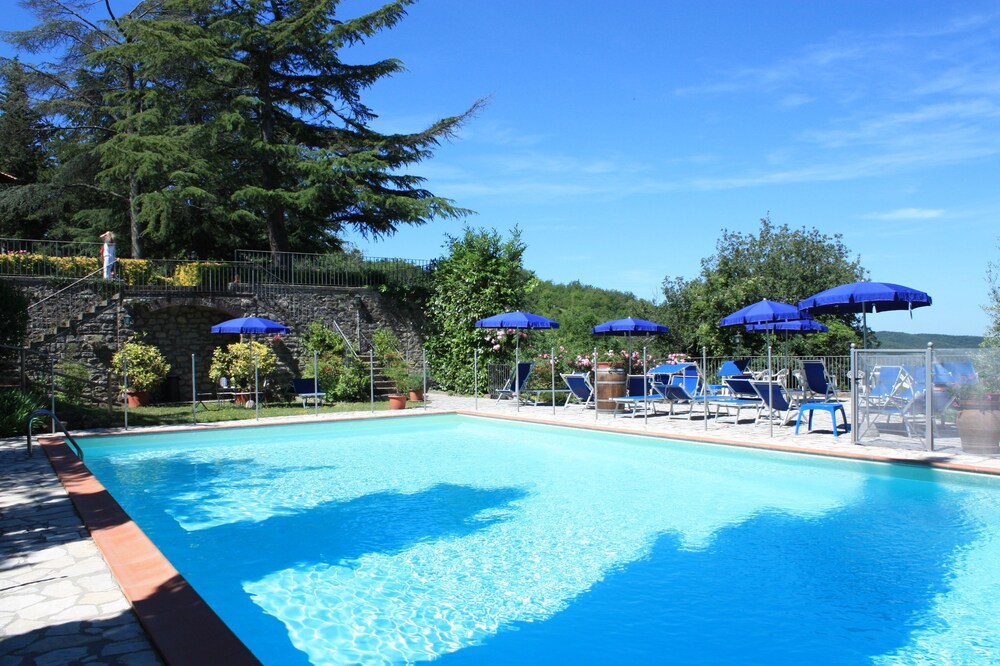 Villa Sant' Uberto Country Inn 1/65