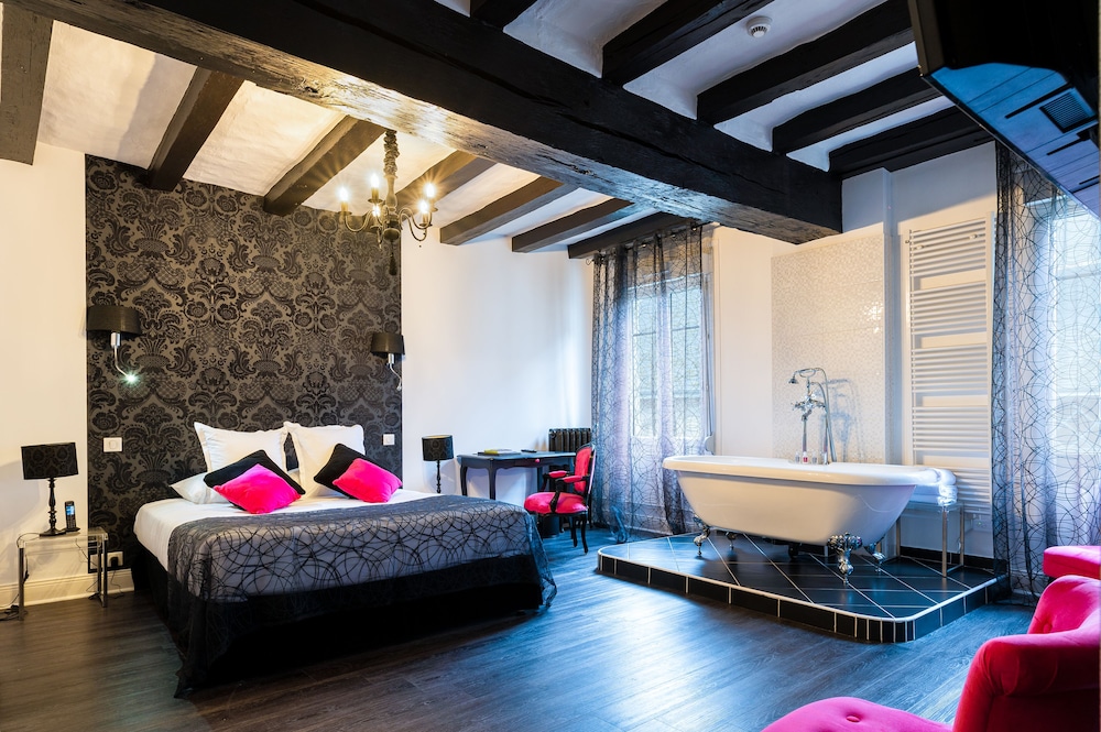 Hotel Le Cheval Blanc 13/67