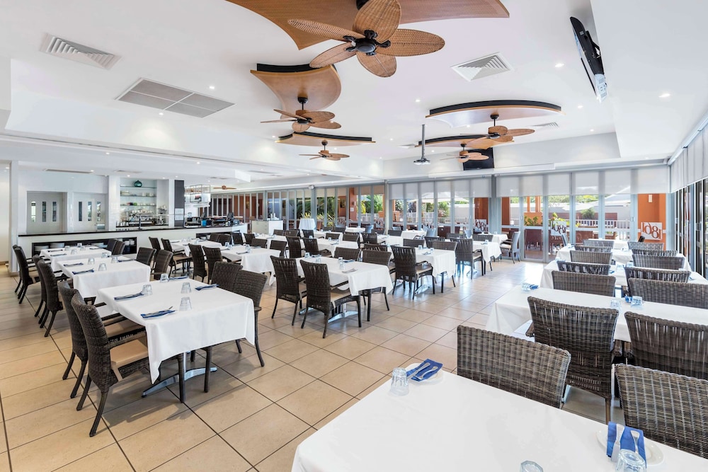 Oaks Broome Hotel 33/48