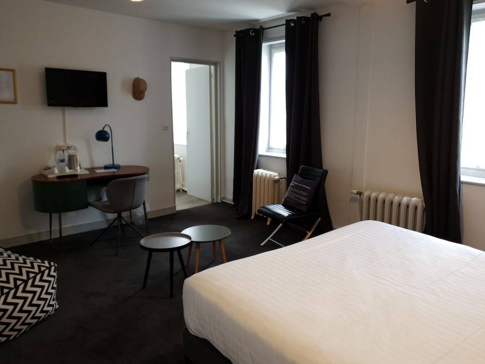 Hotel the Originals Saint Valery Sur Somme La Colonne de Bronze Ex In 38/71