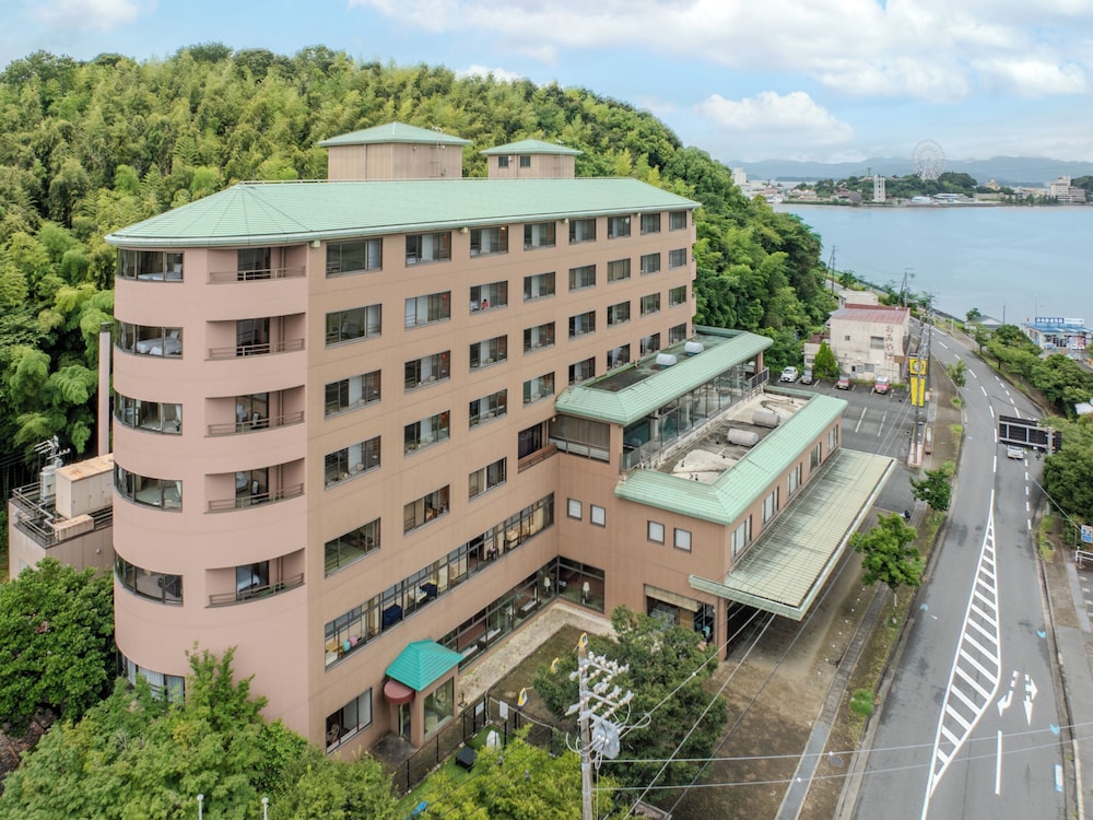 Hamanako Wanwan Paradise Hotel (Ex HAMANAKO GRAND HOTEL SAZANAMIKAN) 4/67