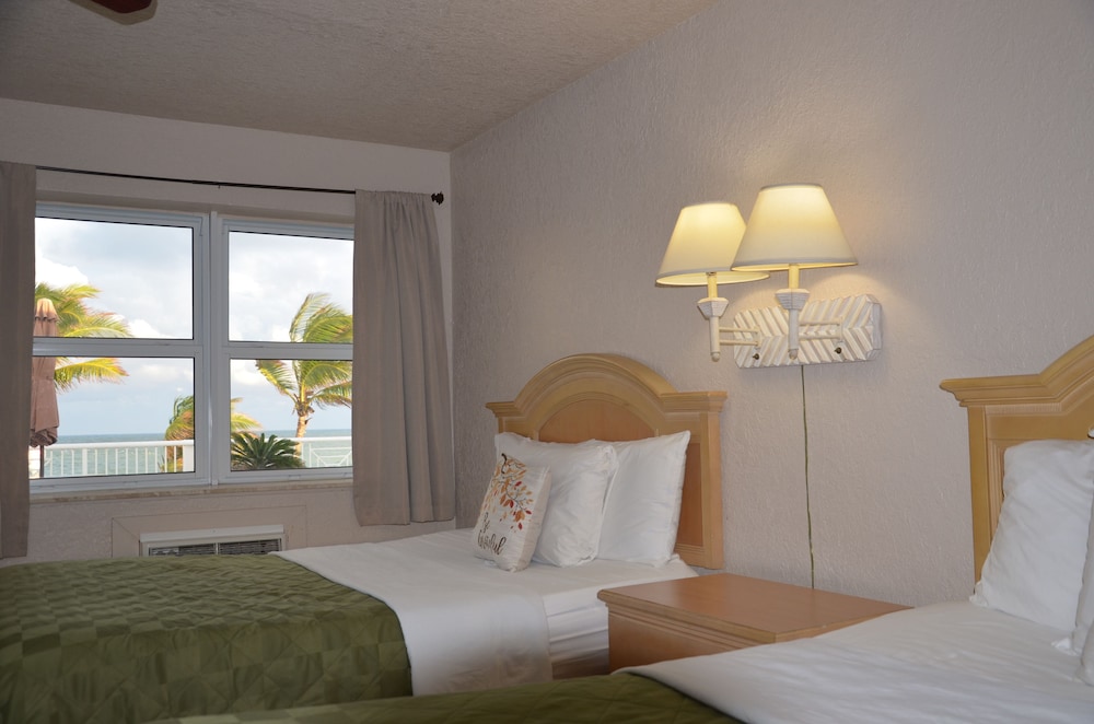 La Terrace Oceanfront 23/50