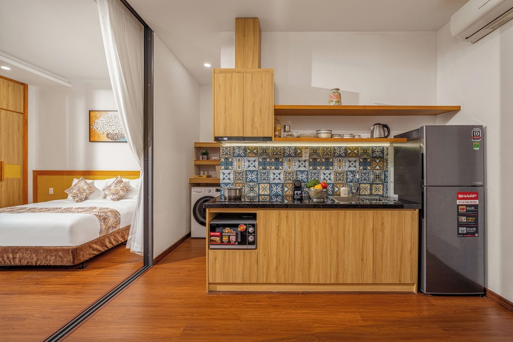 Omega Hotel 32/54