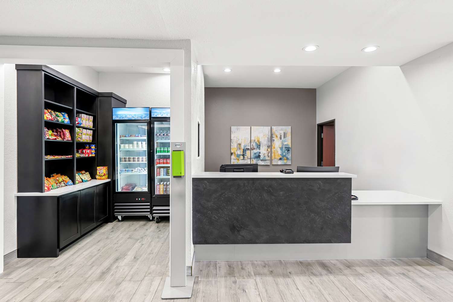 Best Western Palace Inn and Suites 2/12