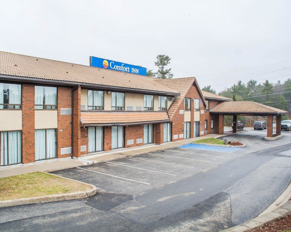 Comfort Inn Parry Sound 2/35