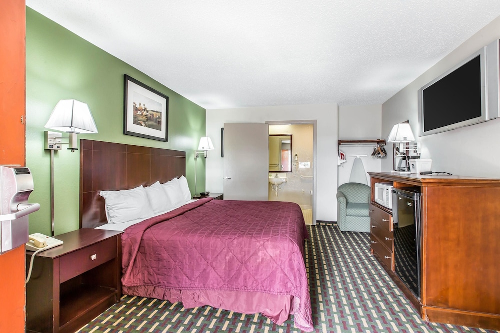 Quality Inn Homewood Birmingham I-65 15/34