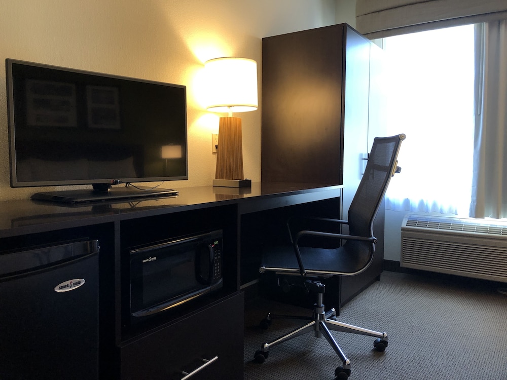 SureStay by Best Western Roseburg 21/23