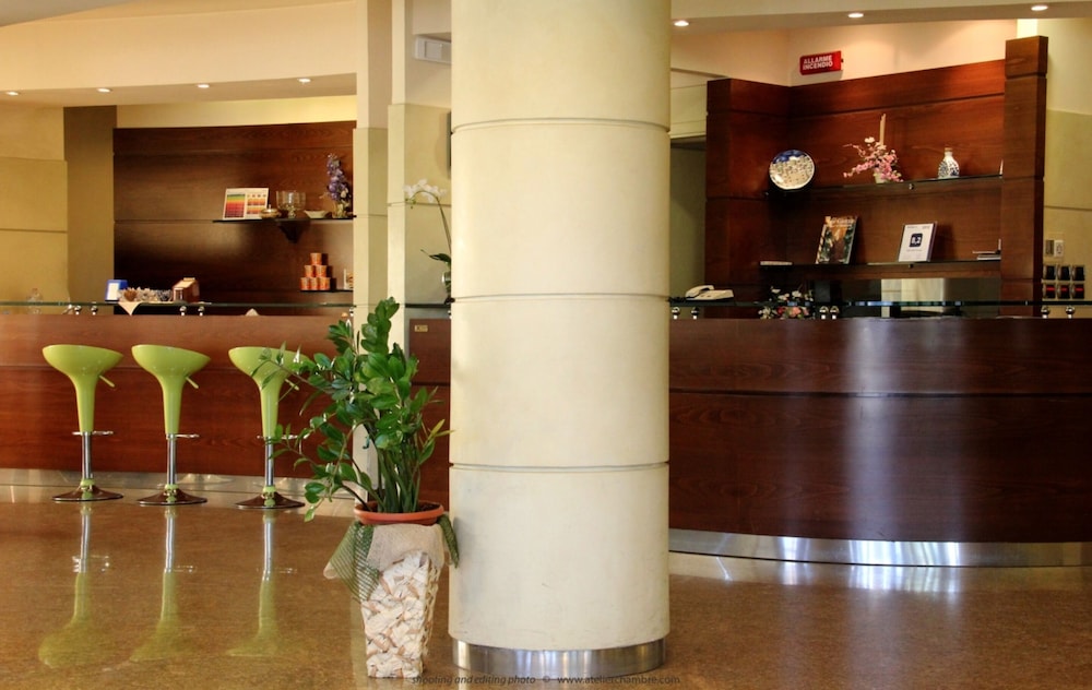 lobby