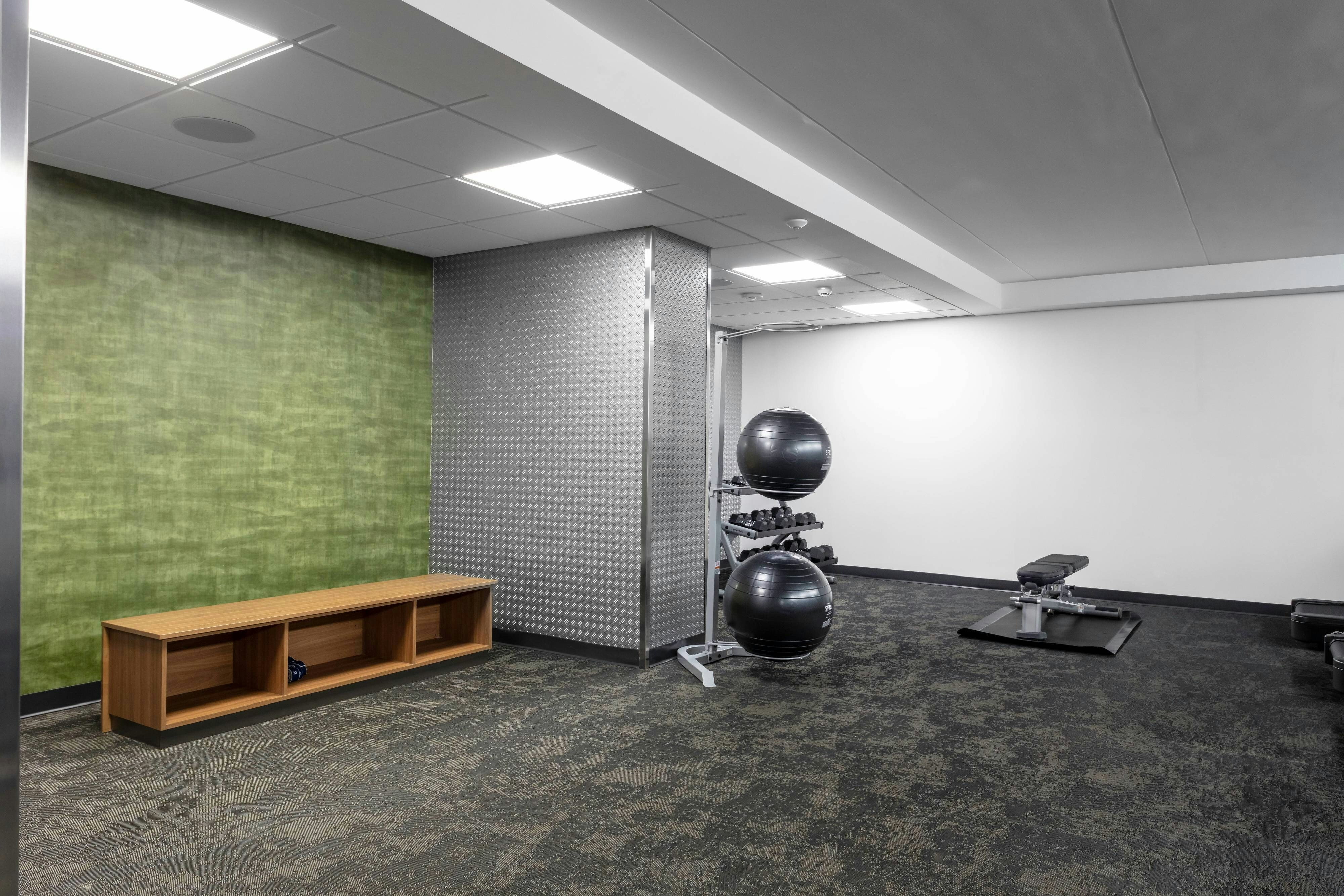 Fairfield Inn & Suites by Marriott Springfield Enfield 12/23