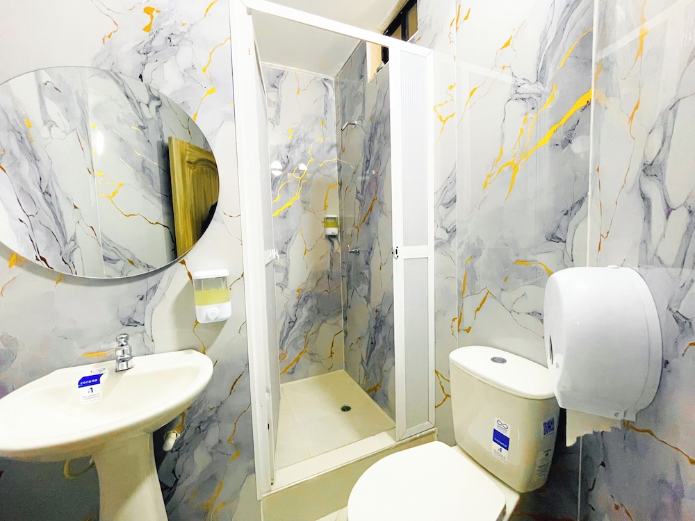 Hotel Caribe Real Inn 48/50