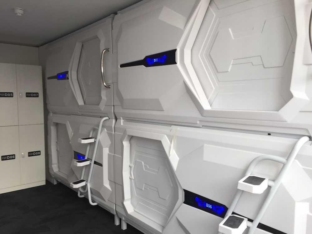 Pod Inn 38/41
