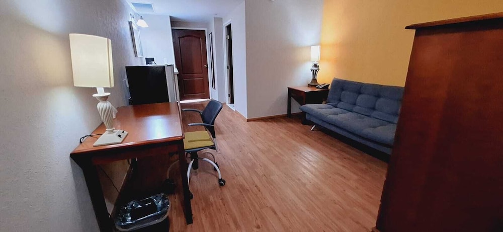 City Express Suites by Marriott San Luis Potosi 53/59