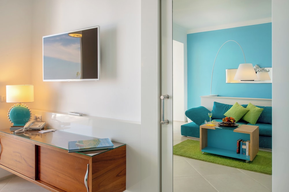 Suite, Queen Bed, Sea View, Annex
