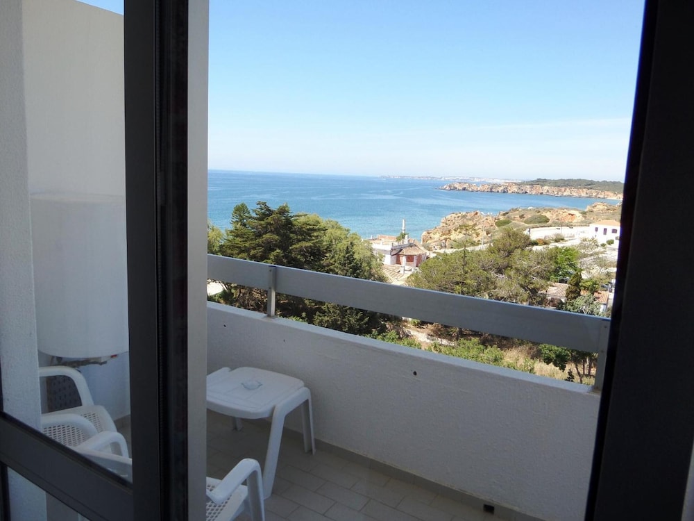 Luar Hotel 43/47