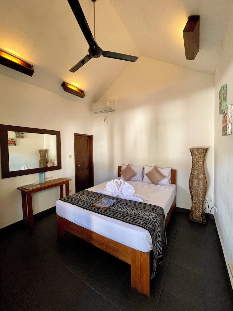 غرفة قياسية بسرير كوين، OCEANS 5 DIVE RESORT 3/4