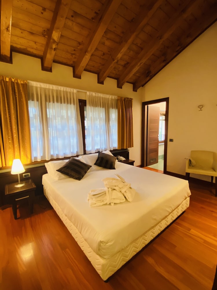 Country Hotel Castelbarco 29/56