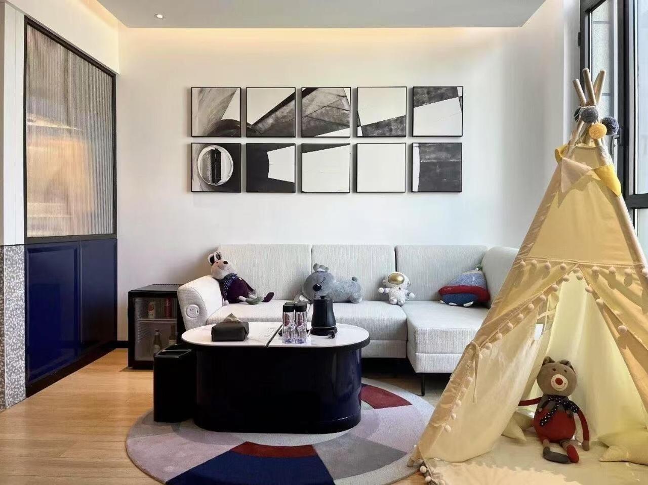 A.T. HOUSE Xujiahui Shanghai 40/61