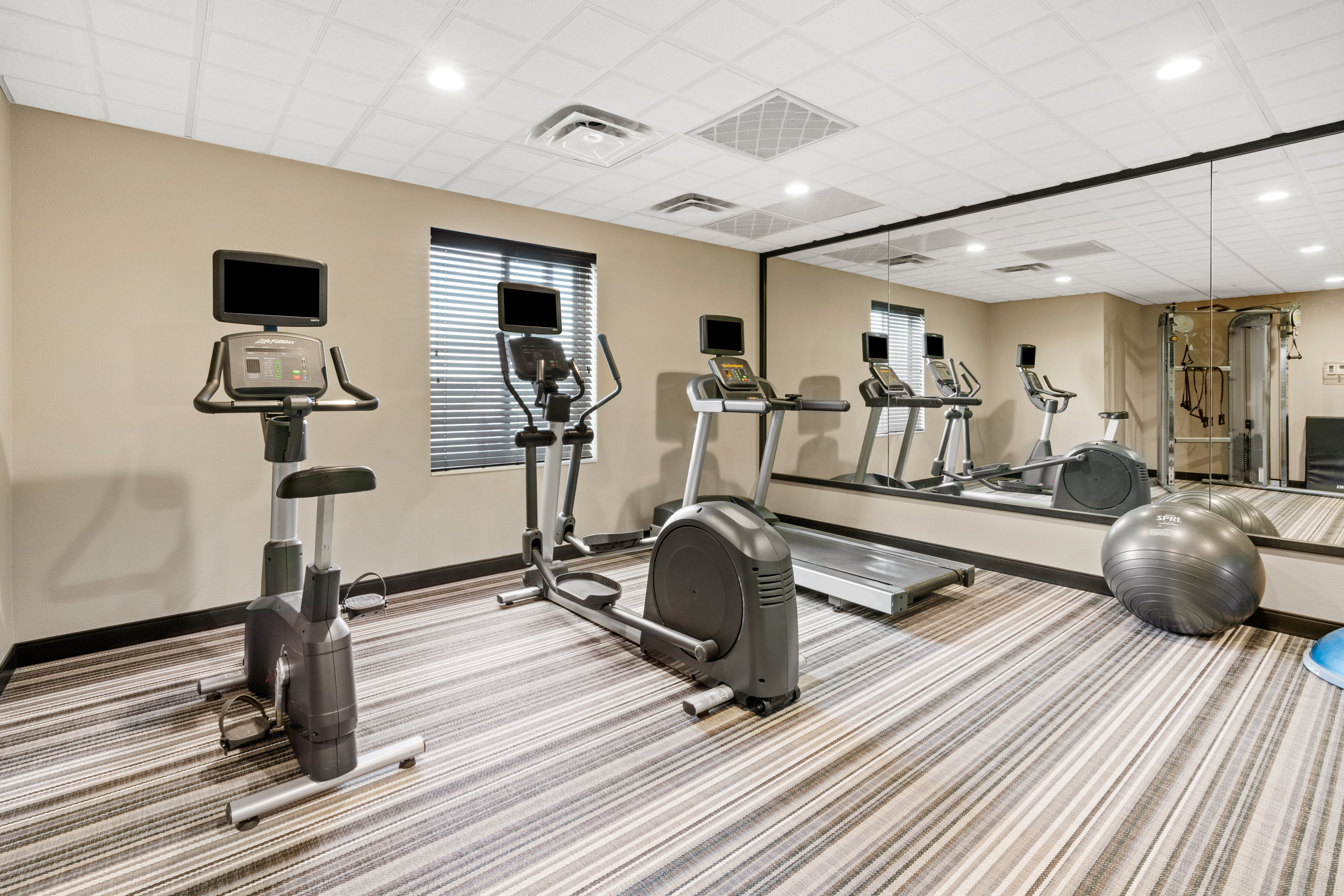 Candlewood Suites FAIRBANKS 23/79