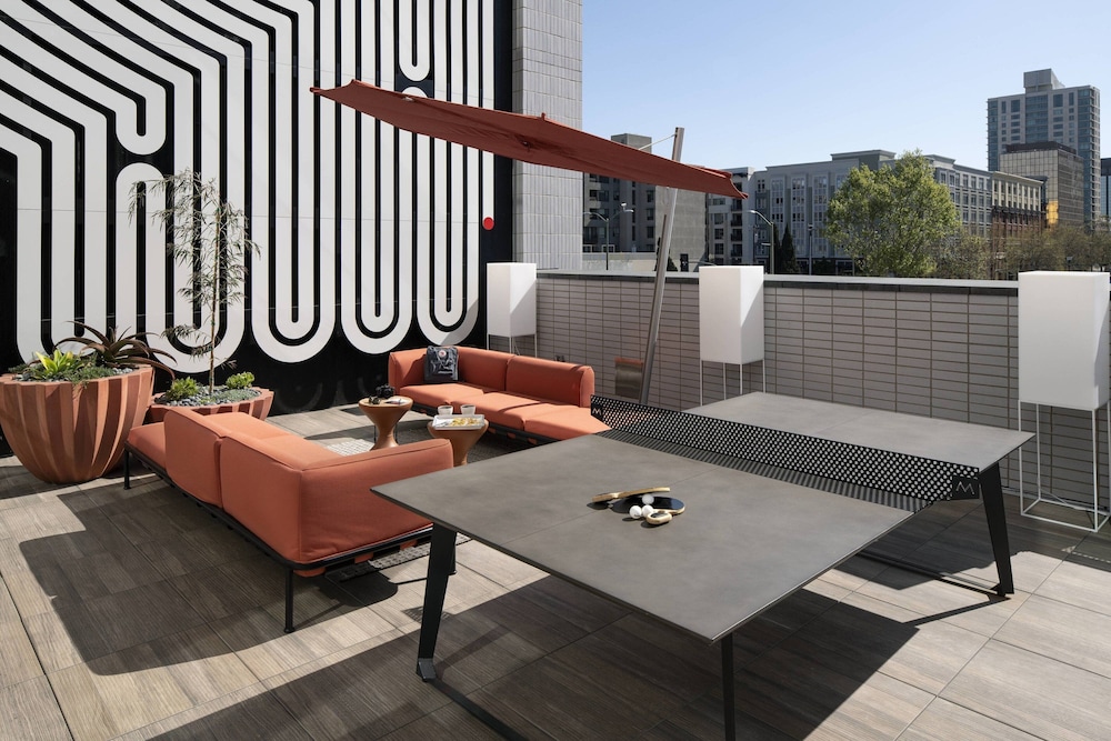 Moxy Oakland Downtown 41/44