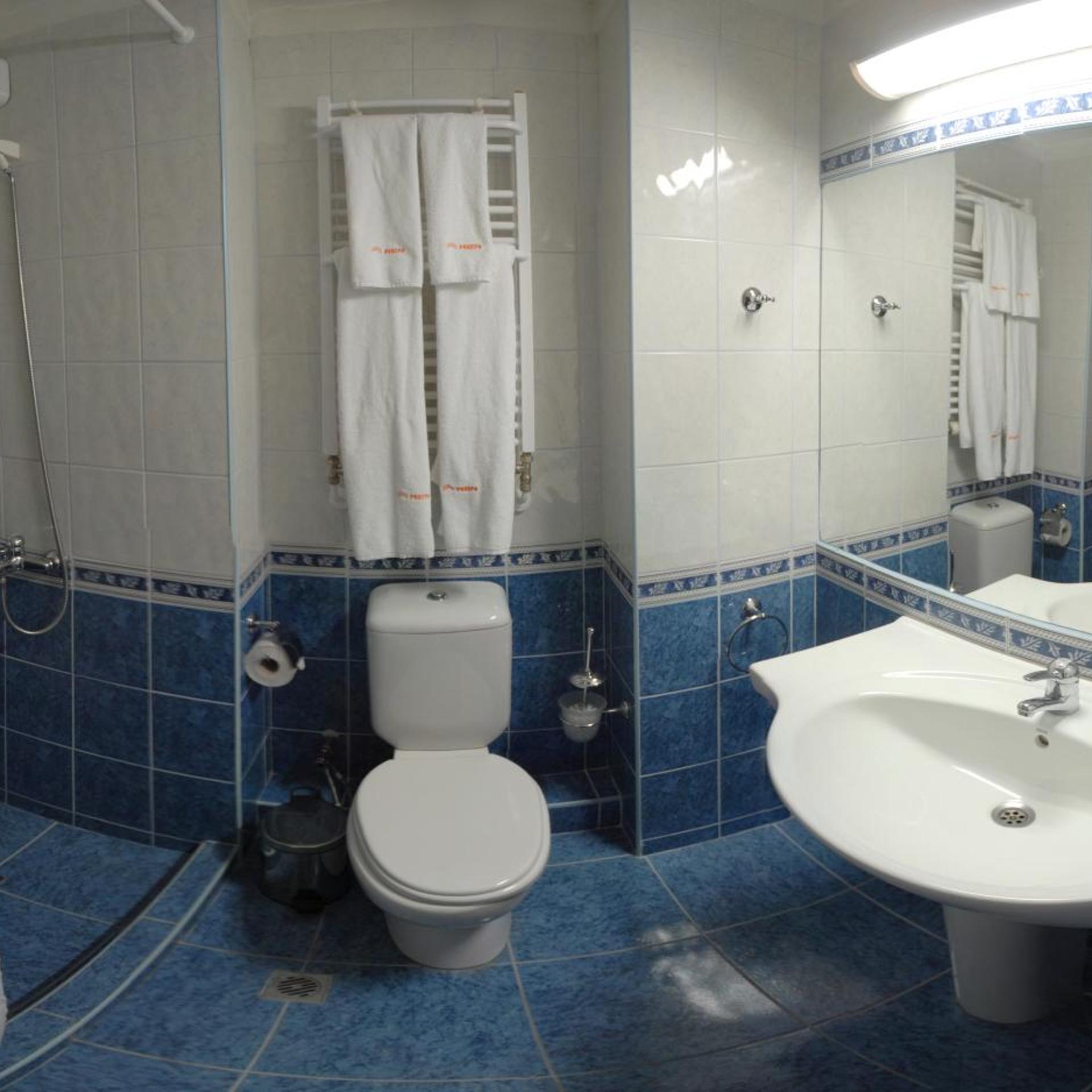 Hotel "Prespa" 56/57