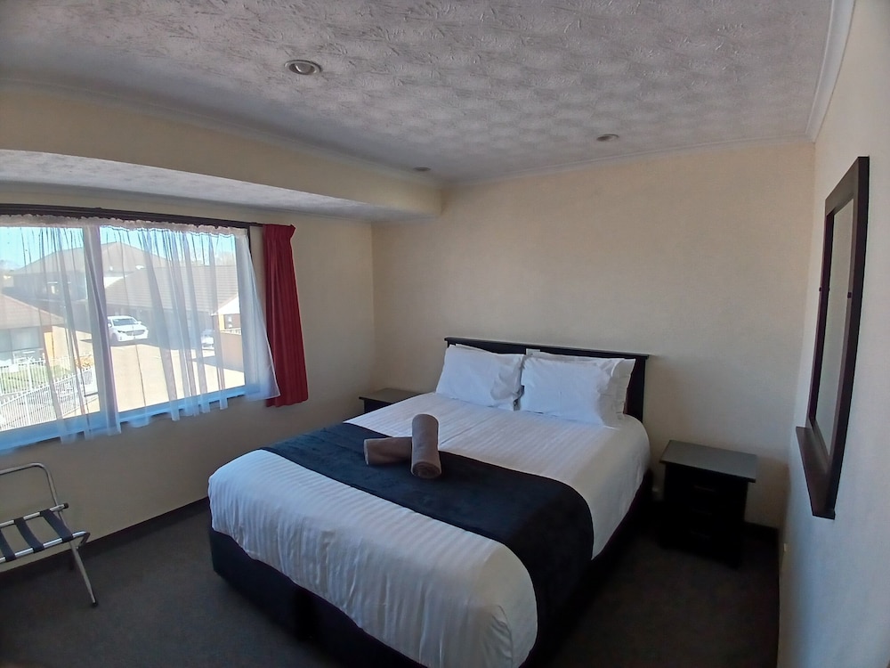 2 Bedrooms, Family, Apartment