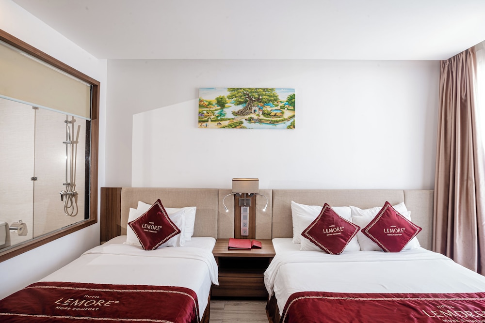 Le More Hotel 15/50