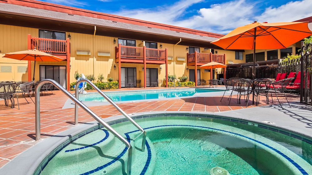 Best Western Plus Placerville Inn 6/49