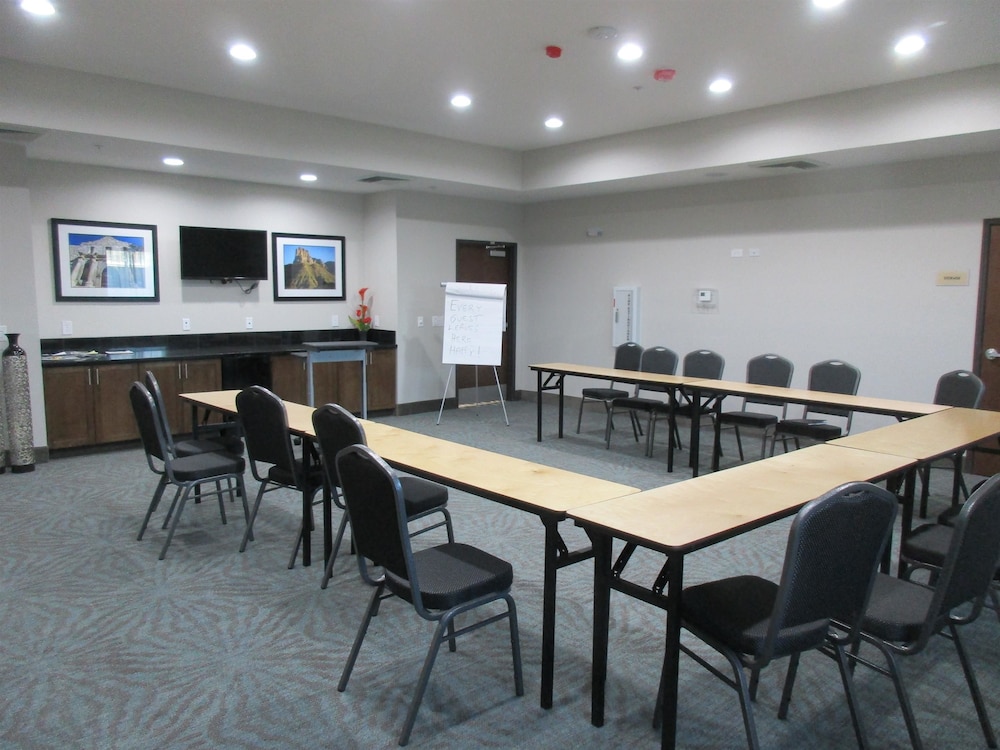 Best Western Plus Denver City Hotel and Suites 30/33