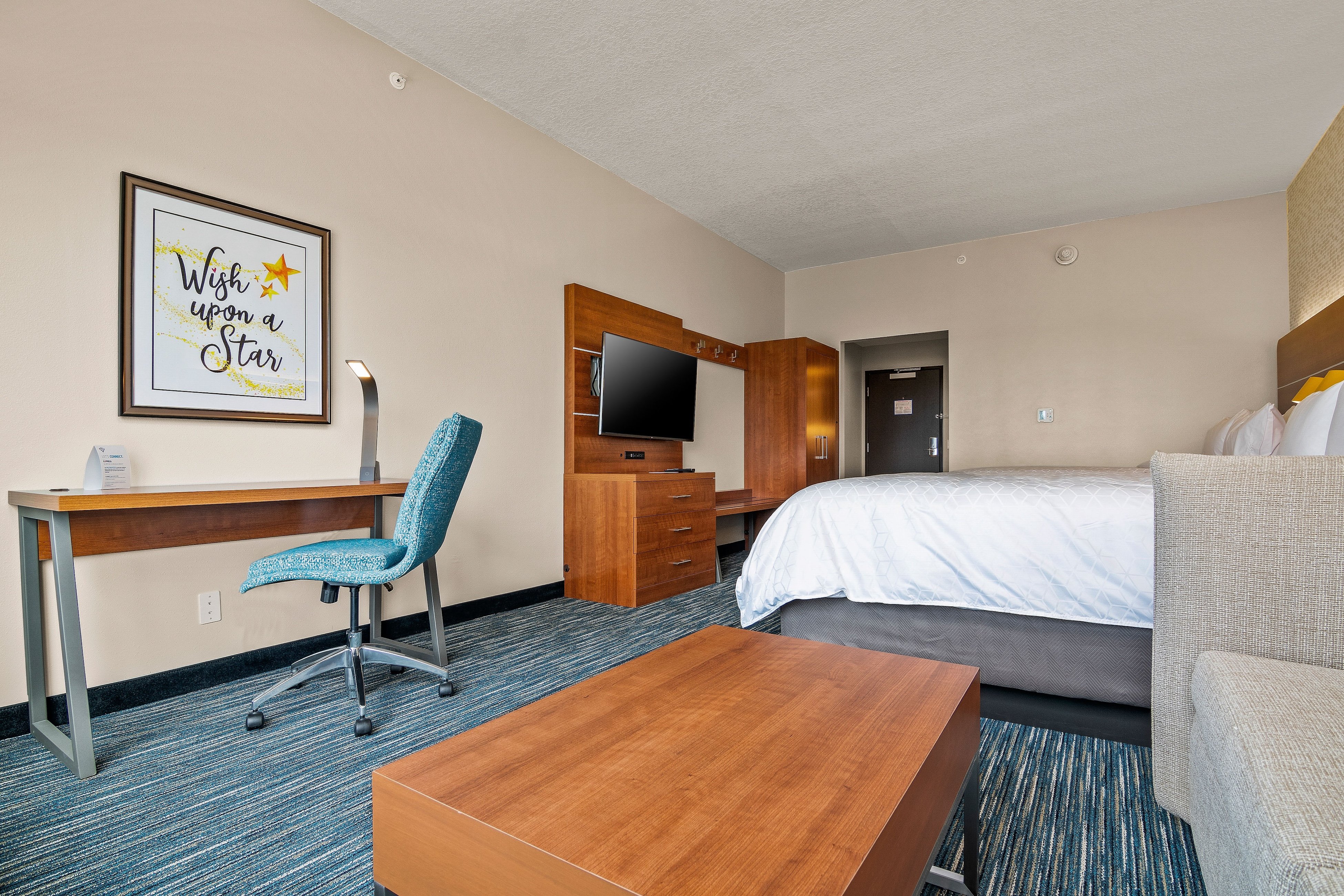 Holiday Inn Express Suites Orlando Lk Buena Vista Area 28/60
