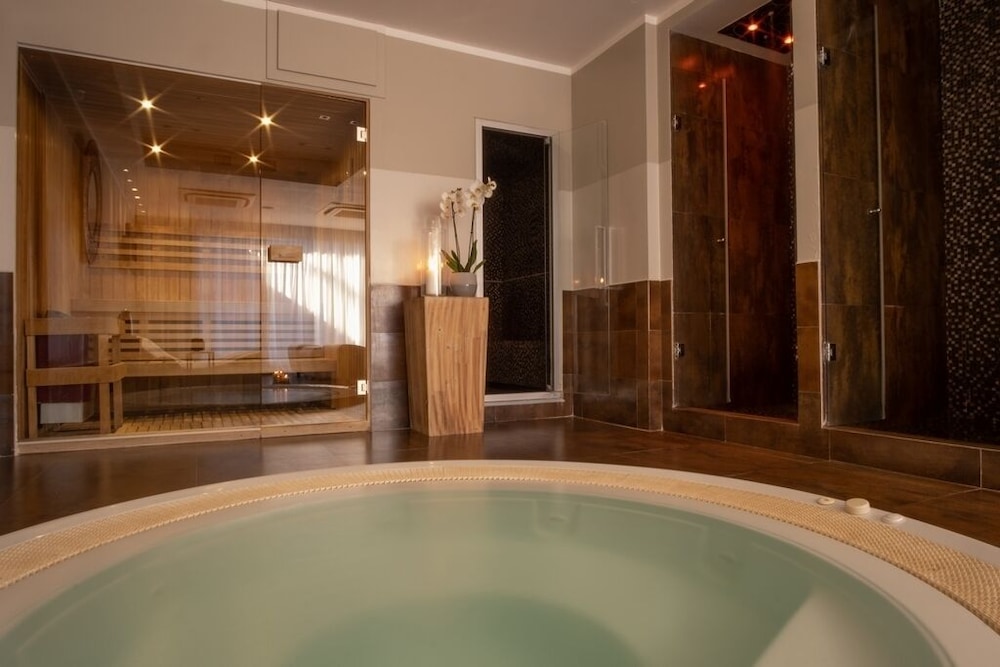 Relais Borgo San Faustino 20/50