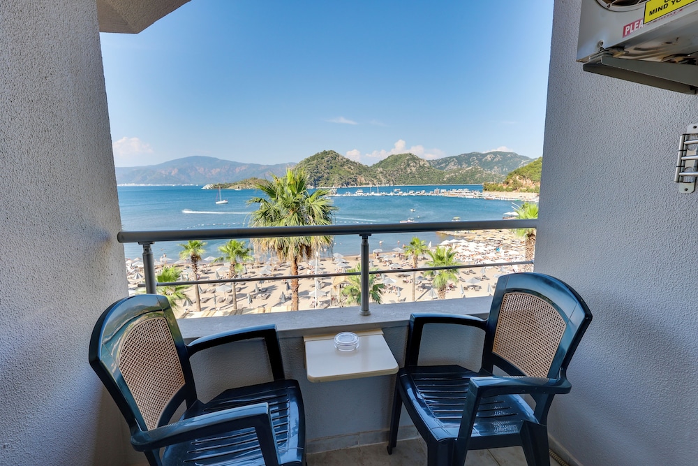 Faros Premium Beach - Adults Only (16+) 26/36
